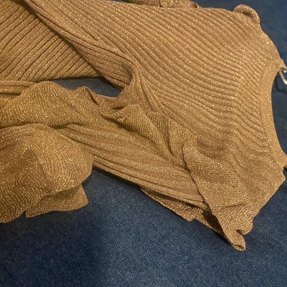 Joie XXS Gold top party festive mermaid sleeves - Picture 10 of 12